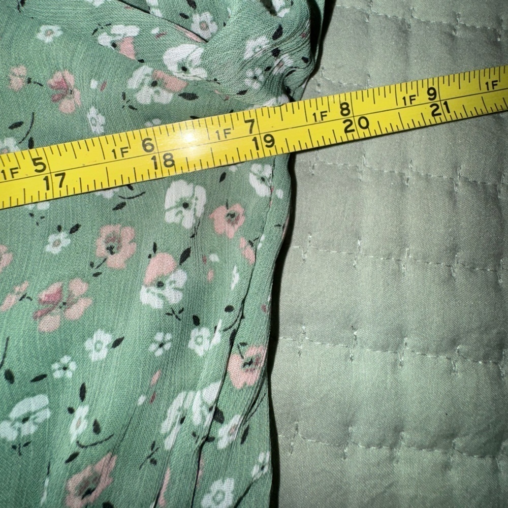 Trixxi Floral Green mini Dress. Size 2X. Worn once. - Picture 11 of 11